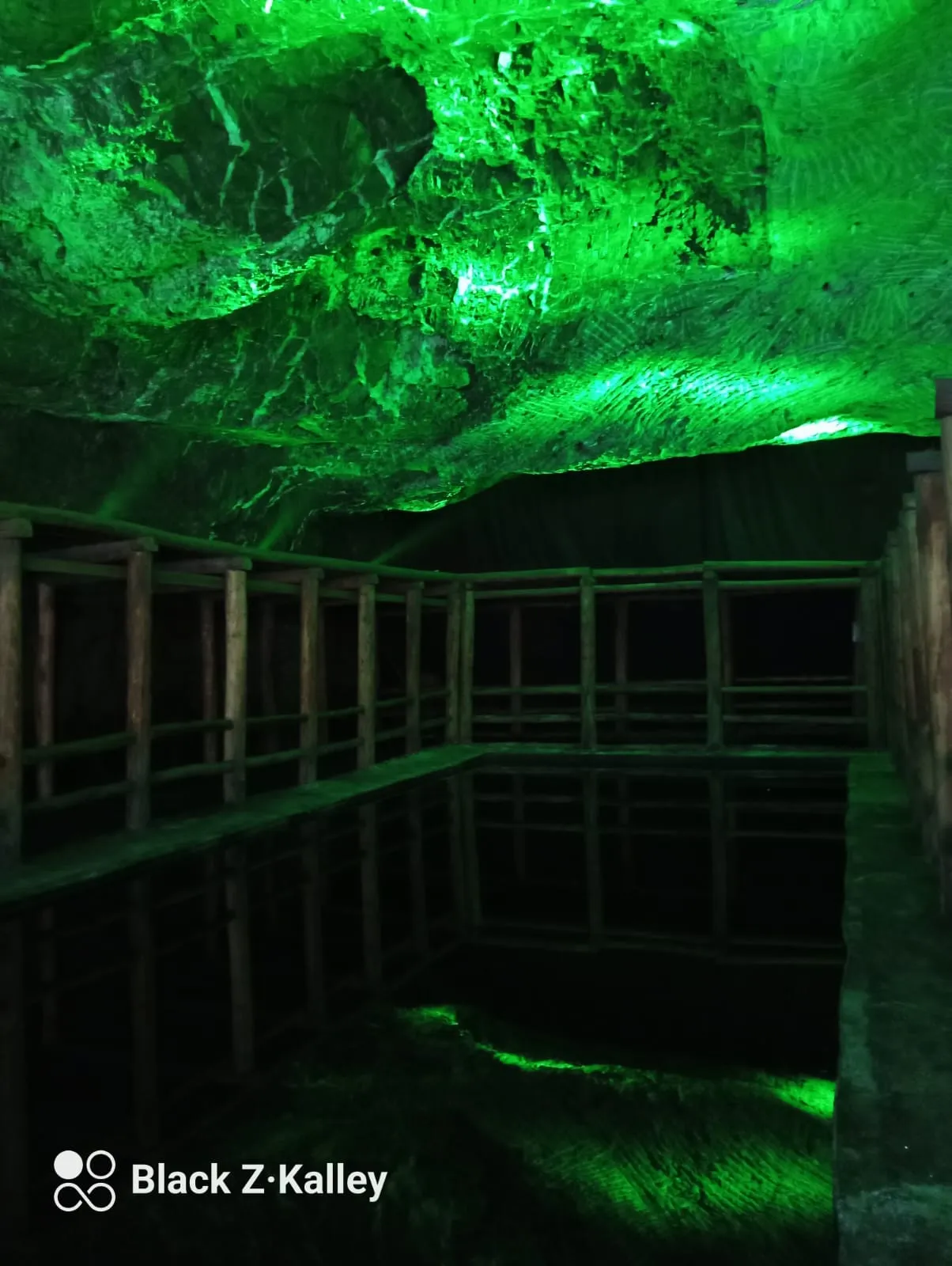 Cruz subterránea en la Catedral de Sal de Zipaquirá